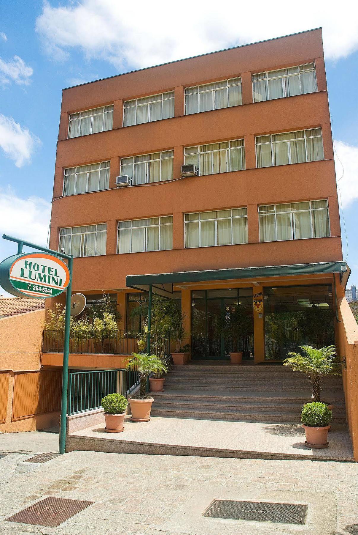 Hotel Lumini Curitiba Bagian luar foto