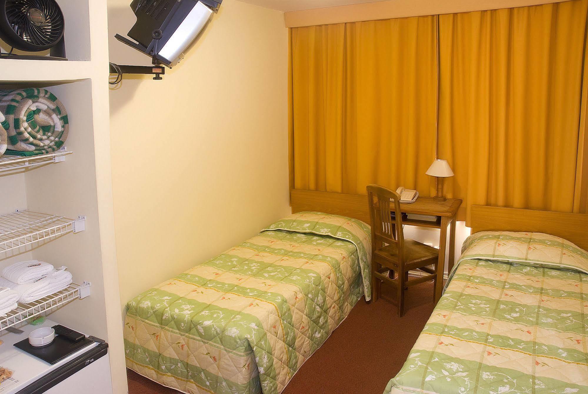 Hotel Lumini Curitiba Bagian luar foto