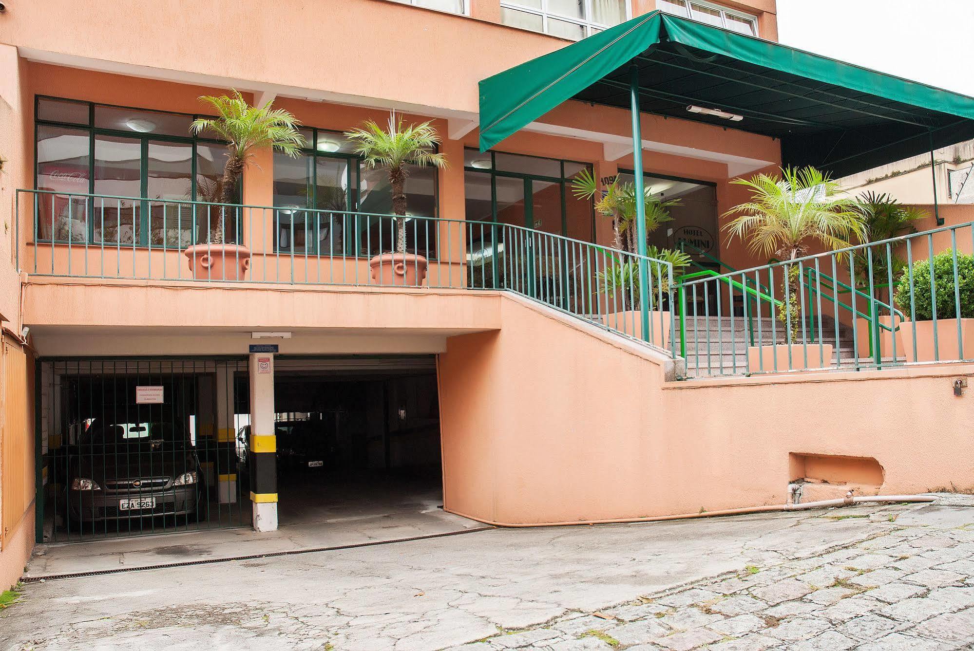 Hotel Lumini Curitiba Bagian luar foto